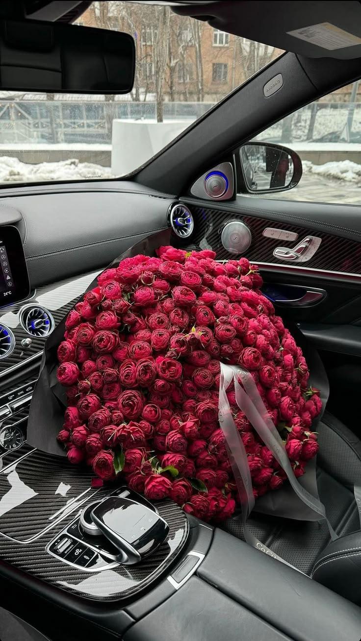 Marble Canvas Ridge workshop space where corporate flower arrangements are designed and prepared for business delivery